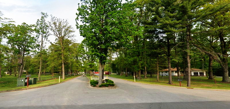 Pine Ridge Amusement Park - 2023 Street View Of Entrance (newer photo)
